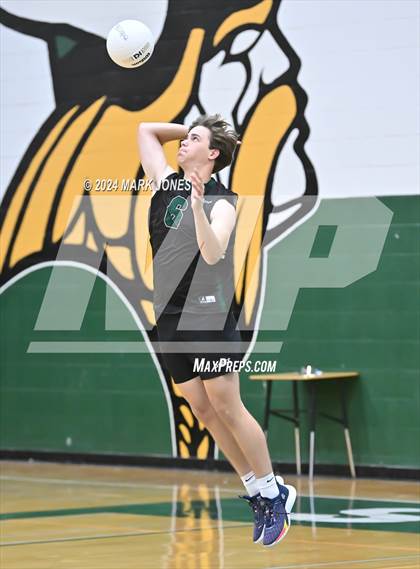 Thumbnail 3 in Sunnyslope vs. Alhambra (Parents Night) photogallery.