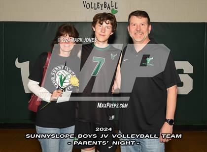 Thumbnail 2 in Sunnyslope vs. Alhambra (Parents Night) photogallery.