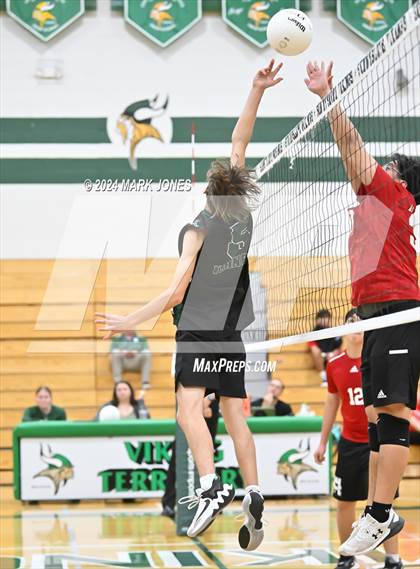 Thumbnail 1 in Sunnyslope vs. Alhambra (Parents Night) photogallery.