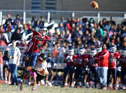 Thumbnail 3 in DuVal @ Bowie photogallery.