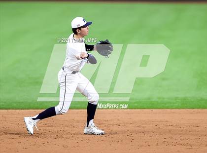 Thumbnail 2 in Prosper vs Flower Mound (Dragon Classic) photogallery.