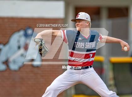 Thumbnail 3 in Gray's Creek @ Terry Sanford photogallery.