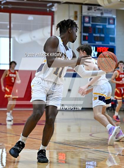 Thumbnail 3 in Newport - Bellevue vs Wenatchee (T-Town Throwdown) photogallery.