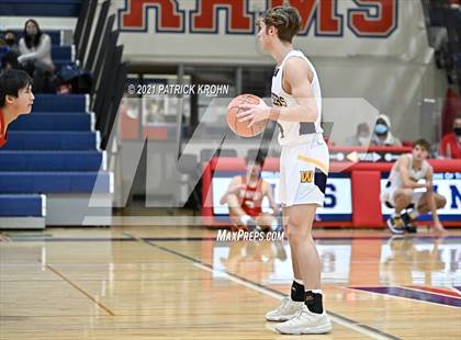 Thumbnail 2 in Newport - Bellevue vs Wenatchee (T-Town Throwdown) photogallery.