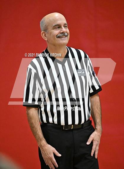 Thumbnail 3 in Newport - Bellevue vs Wenatchee (T-Town Throwdown) photogallery.