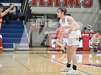 Thumbnail 1 in Newport - Bellevue vs Wenatchee (T-Town Throwdown) photogallery.