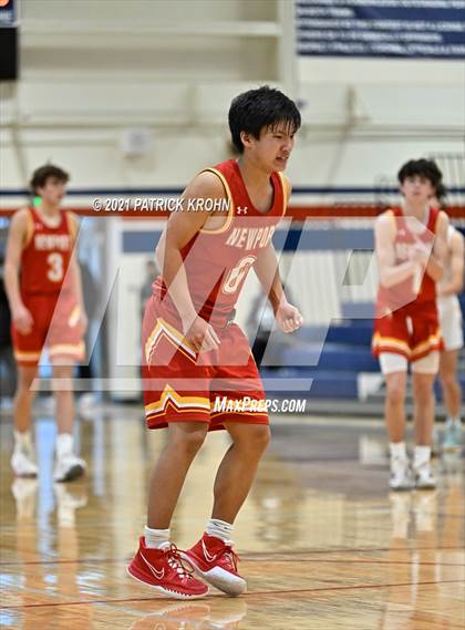 Thumbnail 1 in Newport - Bellevue vs Wenatchee (T-Town Throwdown) photogallery.