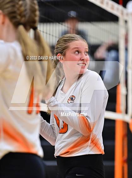 Thumbnail 1 in Vista PEAK Prep vs Lakewood photogallery.