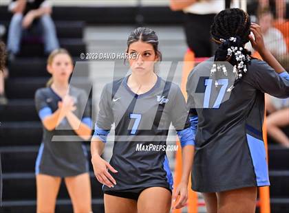 Thumbnail 2 in Vista PEAK Prep vs Lakewood photogallery.