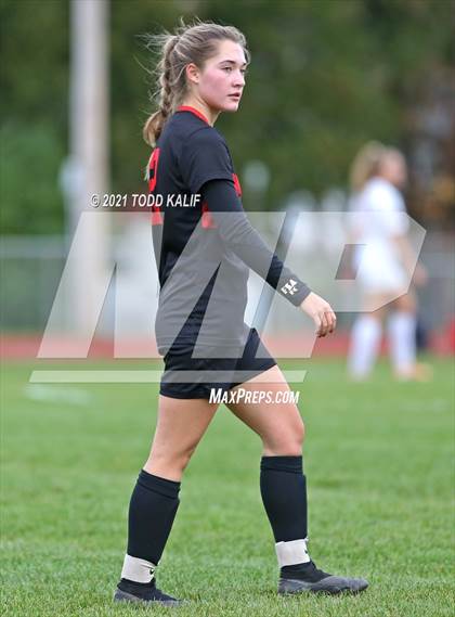 Thumbnail 2 in Portland vs Cromwell (Shoreline Semifinal) photogallery.