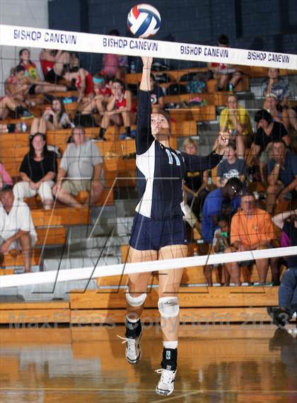 Thumbnail 3 in Chartiers Valley @ Canevin Catholic photogallery.