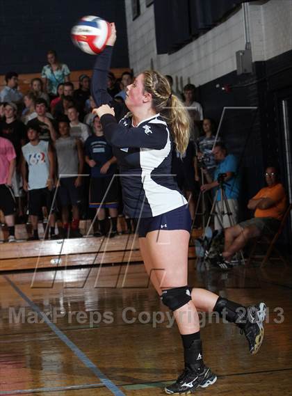 Thumbnail 1 in Chartiers Valley @ Canevin Catholic photogallery.
