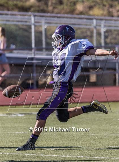 Thumbnail 3 in Lassen @ Foothill photogallery.