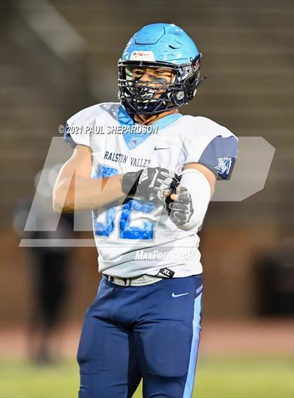 Thumbnail 2 in Grandview vs. Ralston Valley (CHSAA 5A Quarterfinal Playoff) photogallery.
