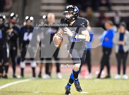 Thumbnail 2 in Grandview vs. Ralston Valley (CHSAA 5A Quarterfinal Playoff) photogallery.