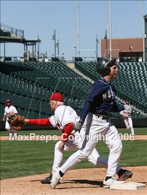 Thumbnail 1 in Mullen vs Regis Jesuit photogallery.