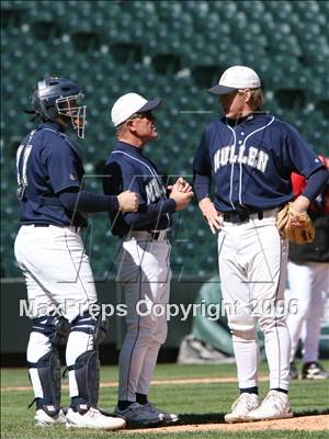 Thumbnail 1 in Mullen vs Regis Jesuit photogallery.