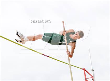 Thumbnail 3 in MSHSAA Class 5 Sectional (Pole Vault) photogallery.