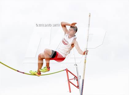 Thumbnail 2 in MSHSAA Class 5 Sectional (Pole Vault) photogallery.
