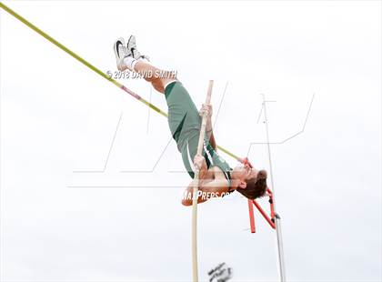 Thumbnail 3 in MSHSAA Class 5 Sectional (Pole Vault) photogallery.