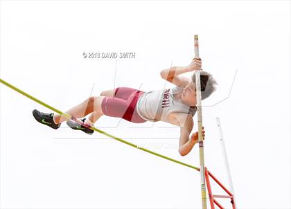 Thumbnail 2 in MSHSAA Class 5 Sectional (Pole Vault) photogallery.