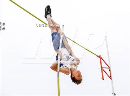 Thumbnail 1 in MSHSAA Class 5 Sectional (Pole Vault) photogallery.