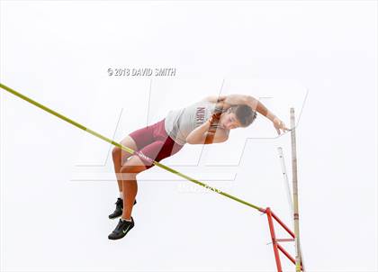 Thumbnail 2 in MSHSAA Class 5 Sectional (Pole Vault) photogallery.