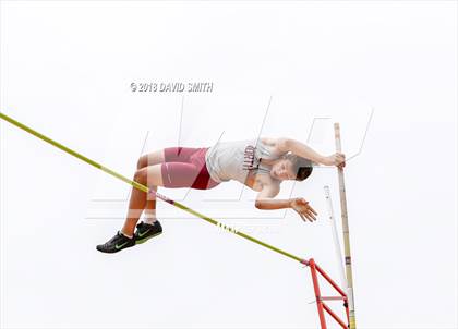 Thumbnail 1 in MSHSAA Class 5 Sectional (Pole Vault) photogallery.