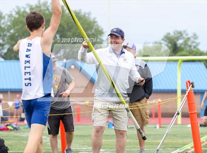 Thumbnail 3 in MSHSAA Class 5 Sectional (Pole Vault) photogallery.