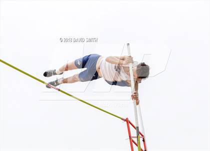 Thumbnail 3 in MSHSAA Class 5 Sectional (Pole Vault) photogallery.