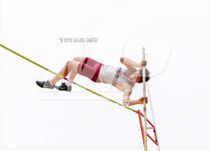 Thumbnail 3 in MSHSAA Class 5 Sectional (Pole Vault) photogallery.