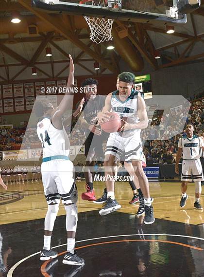 Thumbnail 2 in Sheldon vs. Woodcreek (CIF SJS D1 Final) photogallery.