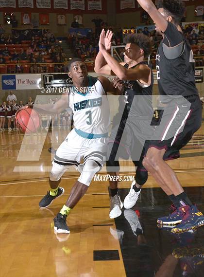 Thumbnail 1 in Sheldon vs. Woodcreek (CIF SJS D1 Final) photogallery.
