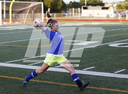 Thumbnail 1 in Austin vs. Alamo Heights (UIL 5A Quarterfinal) photogallery.