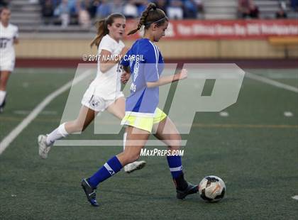 Thumbnail 2 in Austin vs. Alamo Heights (UIL 5A Quarterfinal) photogallery.