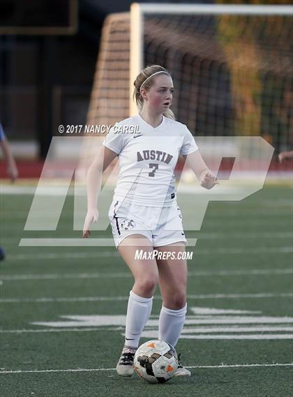Thumbnail 1 in Austin vs. Alamo Heights (UIL 5A Quarterfinal) photogallery.
