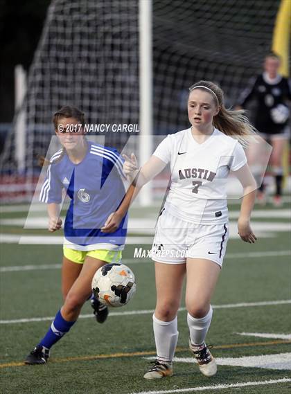 Thumbnail 2 in Austin vs. Alamo Heights (UIL 5A Quarterfinal) photogallery.