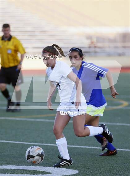 Thumbnail 2 in Austin vs. Alamo Heights (UIL 5A Quarterfinal) photogallery.