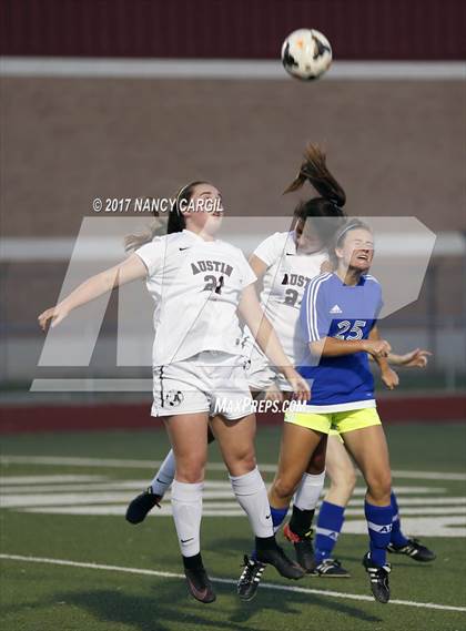 Thumbnail 3 in Austin vs. Alamo Heights (UIL 5A Quarterfinal) photogallery.