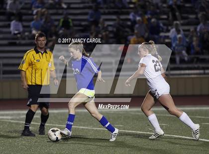 Thumbnail 3 in Austin vs. Alamo Heights (UIL 5A Quarterfinal) photogallery.