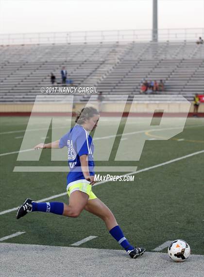 Thumbnail 3 in Austin vs. Alamo Heights (UIL 5A Quarterfinal) photogallery.