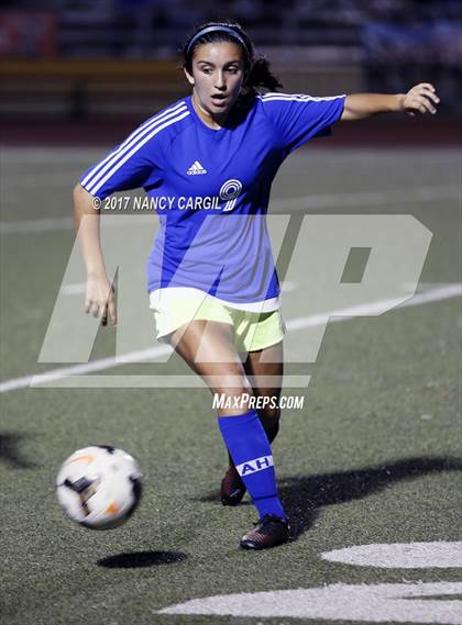 Thumbnail 2 in Austin vs. Alamo Heights (UIL 5A Quarterfinal) photogallery.