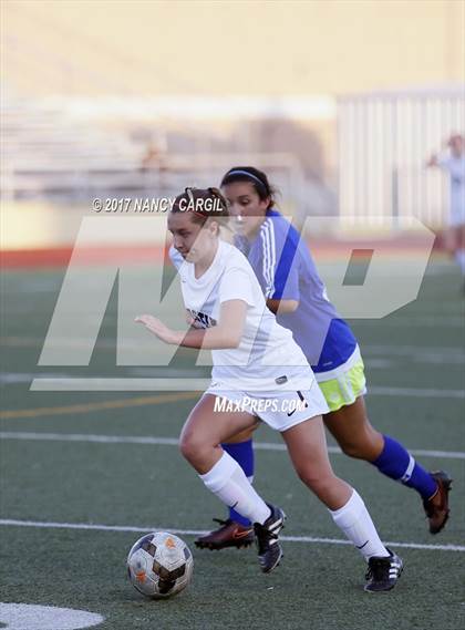 Thumbnail 1 in Austin vs. Alamo Heights (UIL 5A Quarterfinal) photogallery.