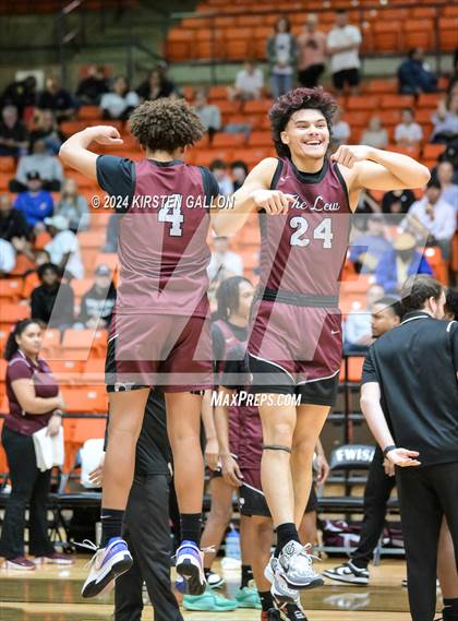 Thumbnail 2 in Lewisville vs. Keller (UIL Basketball 6A Area) photogallery.