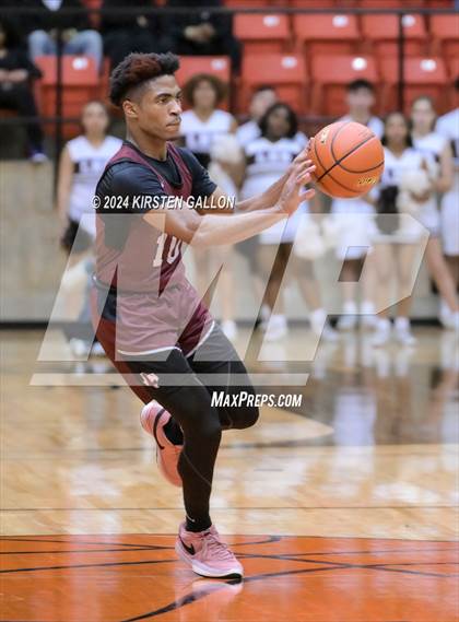 Thumbnail 3 in Lewisville vs. Keller (UIL Basketball 6A Area) photogallery.