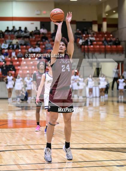 Thumbnail 3 in Lewisville vs. Keller (UIL Basketball 6A Area) photogallery.