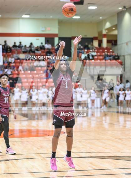 Thumbnail 2 in Lewisville vs. Keller (UIL Basketball 6A Area) photogallery.
