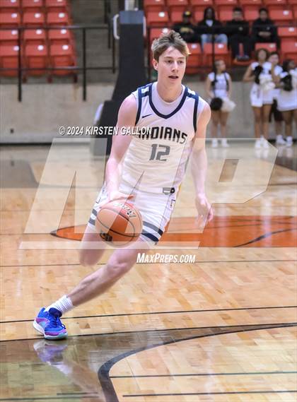 Thumbnail 1 in Lewisville vs. Keller (UIL Basketball 6A Area) photogallery.