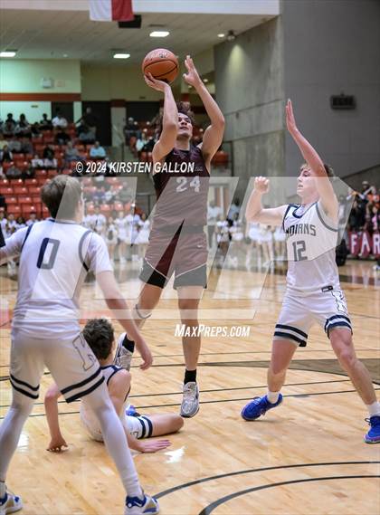 Thumbnail 3 in Lewisville vs. Keller (UIL Basketball 6A Area) photogallery.