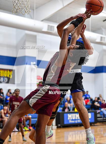 Thumbnail 2 in A&M Consolidated vs Mumford (Cotton Christmas Classic) photogallery.